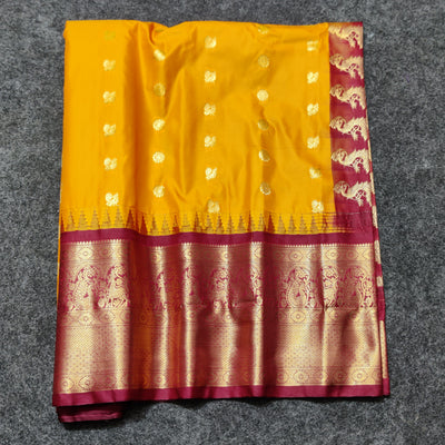 Gadwal Semi Silk Saree - GSM17