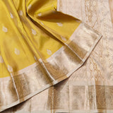 Kanchi Lightweight Pure Silk Small Border Saree – KMP335