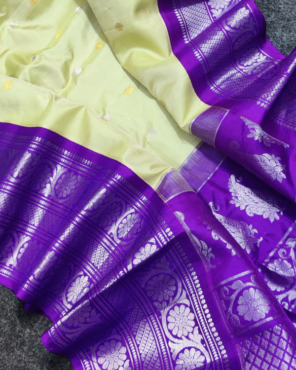 Gadwal Kuttu handloom Pure silk saree - GPS120
