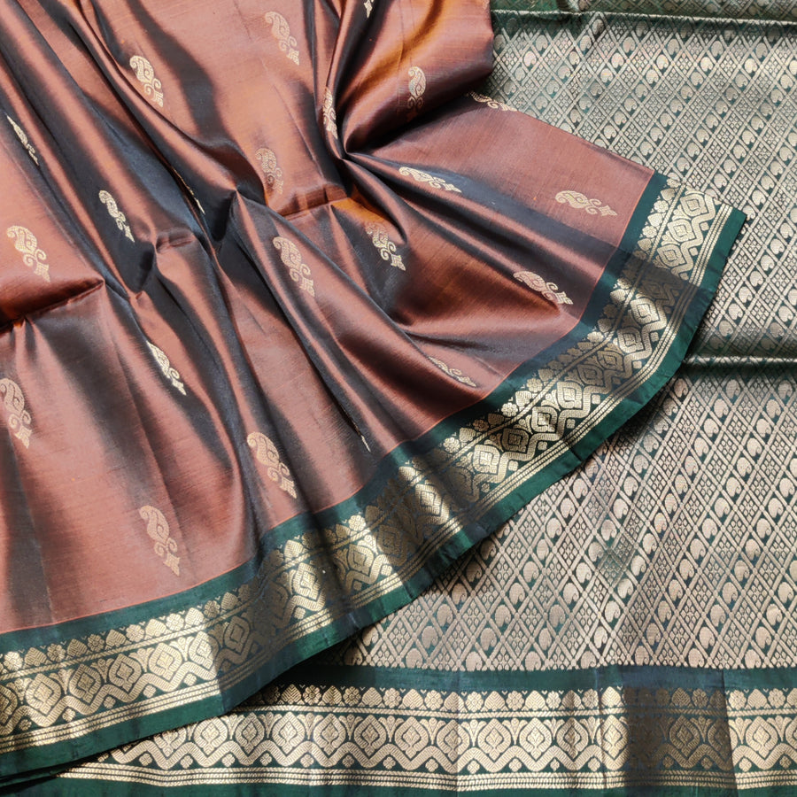 Vintage Lightweight small border pattu - LWP427