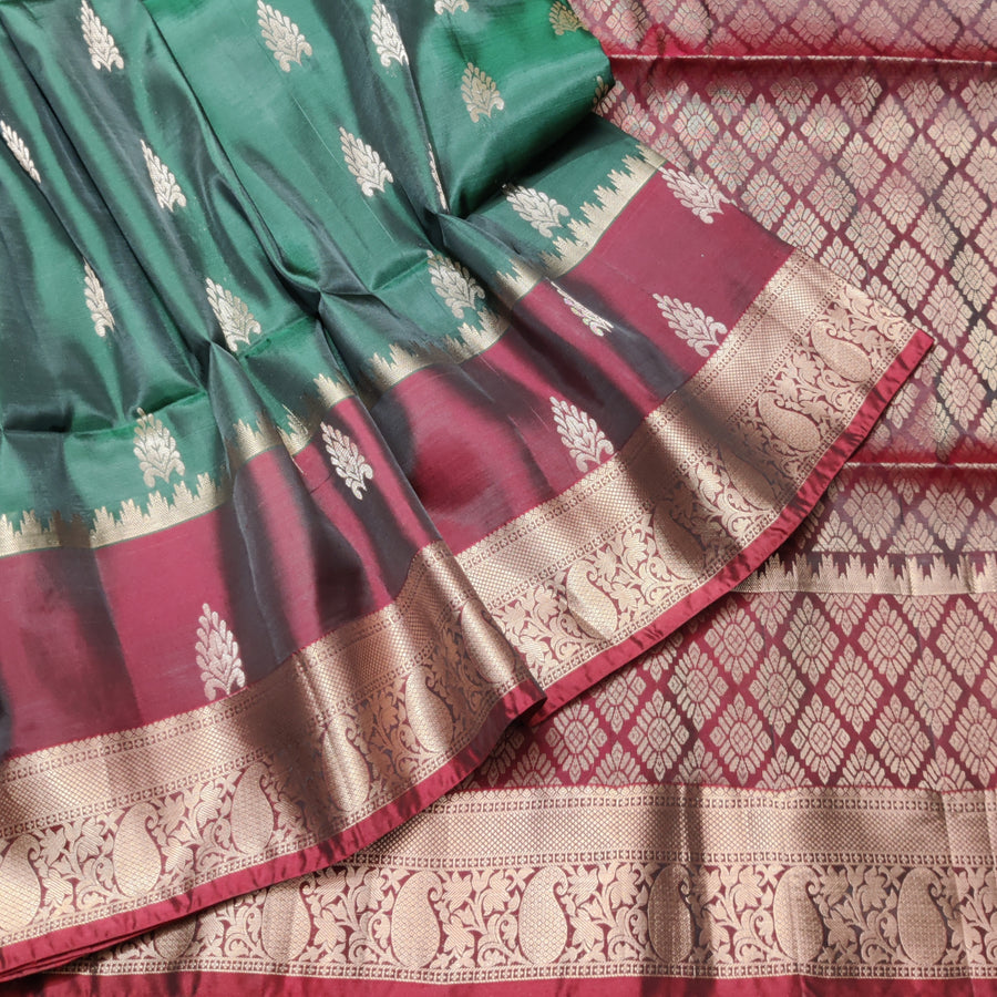 Lightweight pattu Scurt Border Saree - LWP05