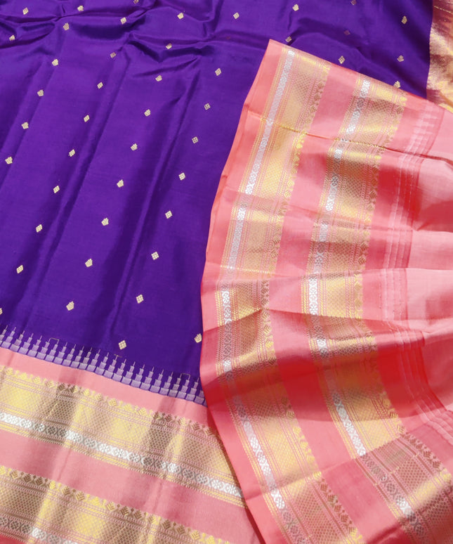 Gadwal small border Pure Silk saree - GPS183