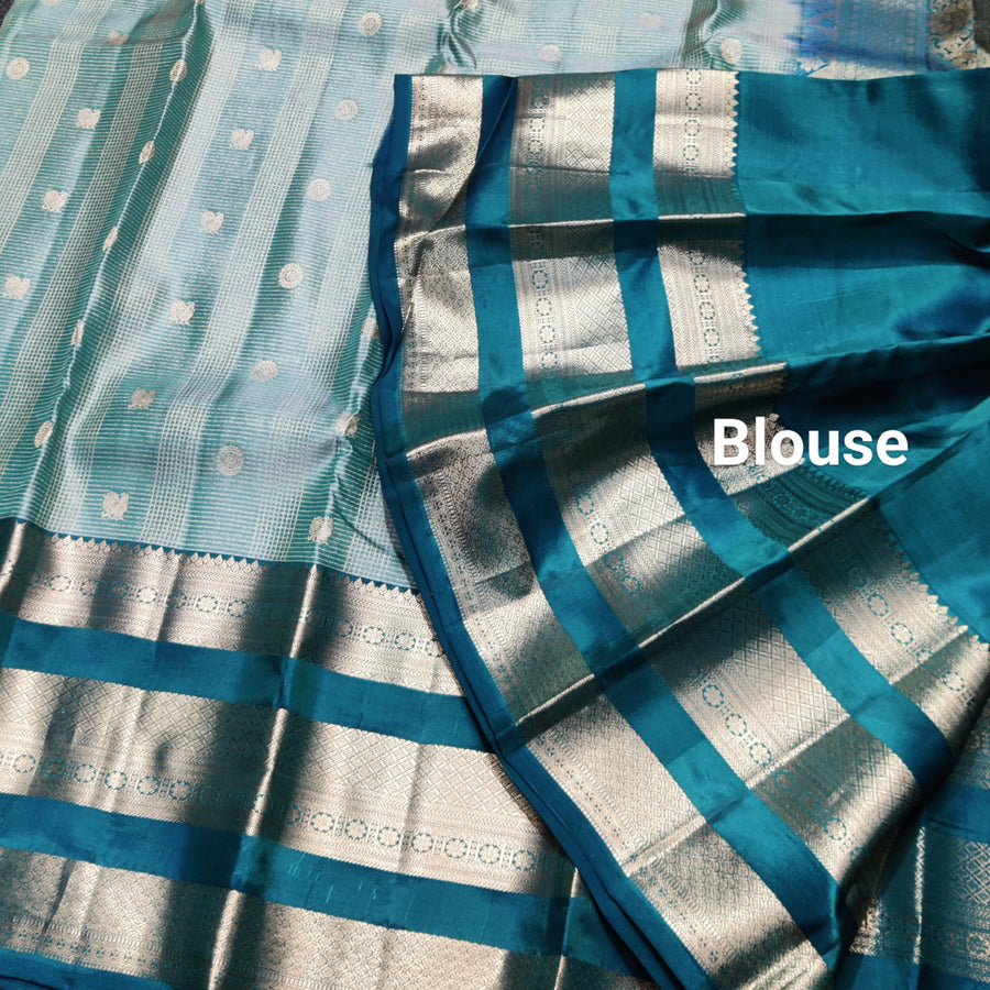 Kanchi Vintage Gap border pattu - KMP100