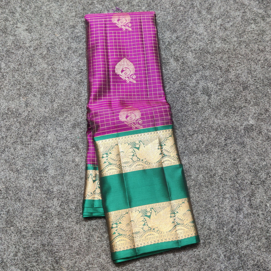 Kanchi Vintage Gap border pattu - KMP345