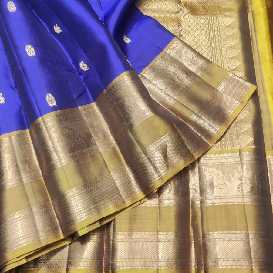 Kanchi Vintage Gap border pattu - KMP351