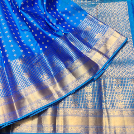 Kanchi pure vintage silk Saree - KMP3001