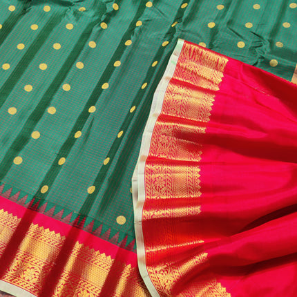 Gadwal Pure silk check Saree - GPS189