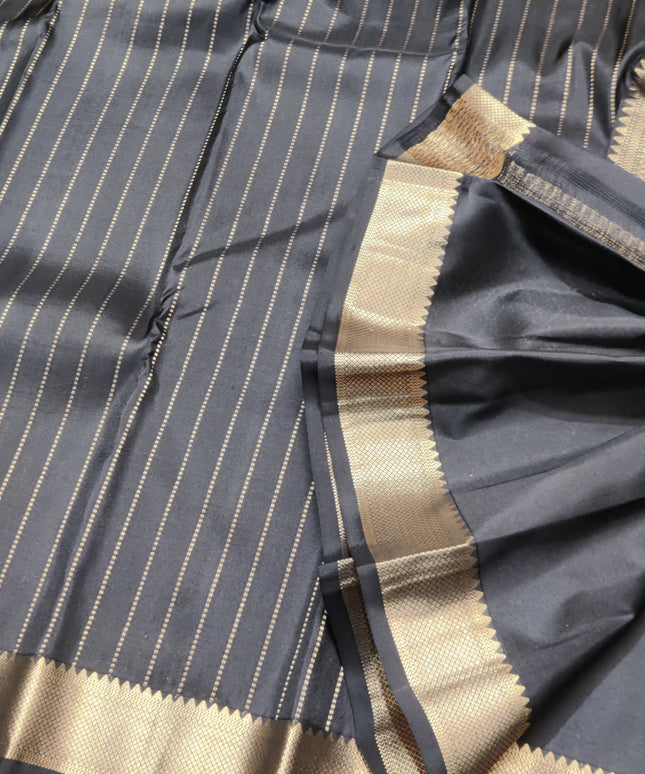 Kanchi pattu small border saree - KMP258