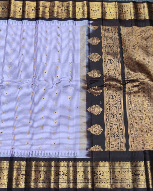 Gadwal check design pure silk- GPS22 alternate view