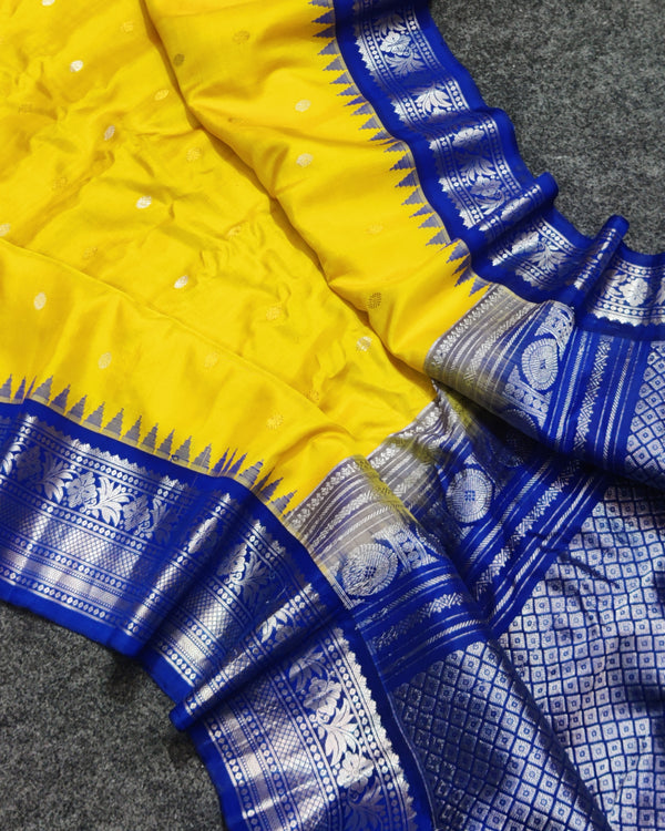 Gadwal Kuttu handloom Pure silk saree - GPS135