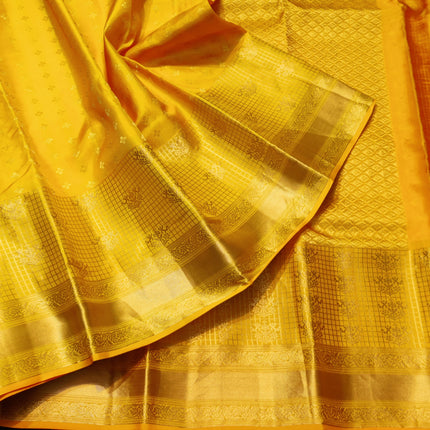 Kanchi pure vintage silk Saree - KMP3008