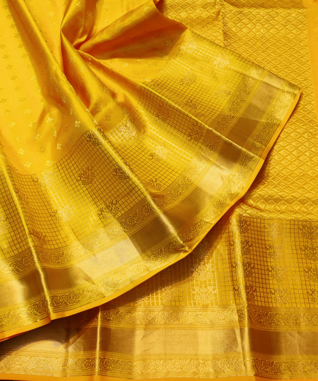 Kanchi pure vintage silk Saree - KMP3008