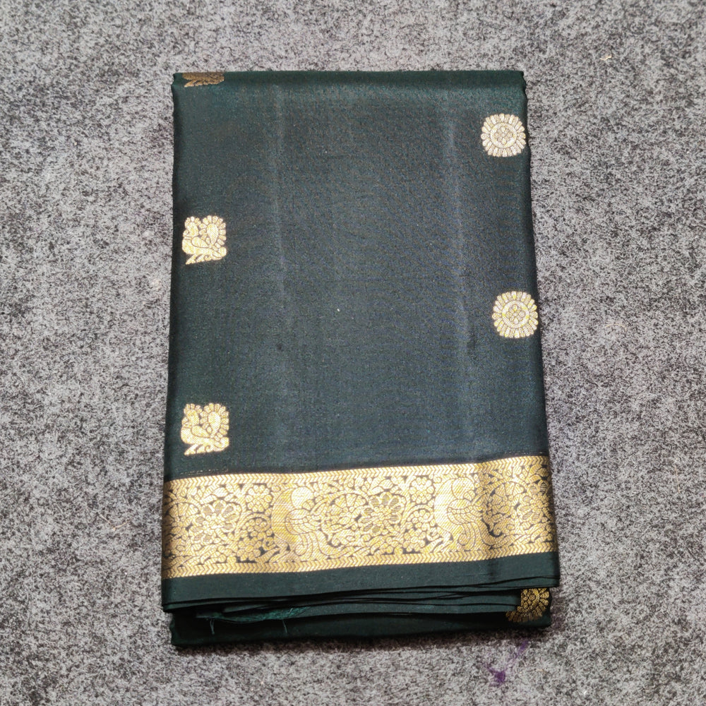 Kanchi pattu small border saree - KMP274