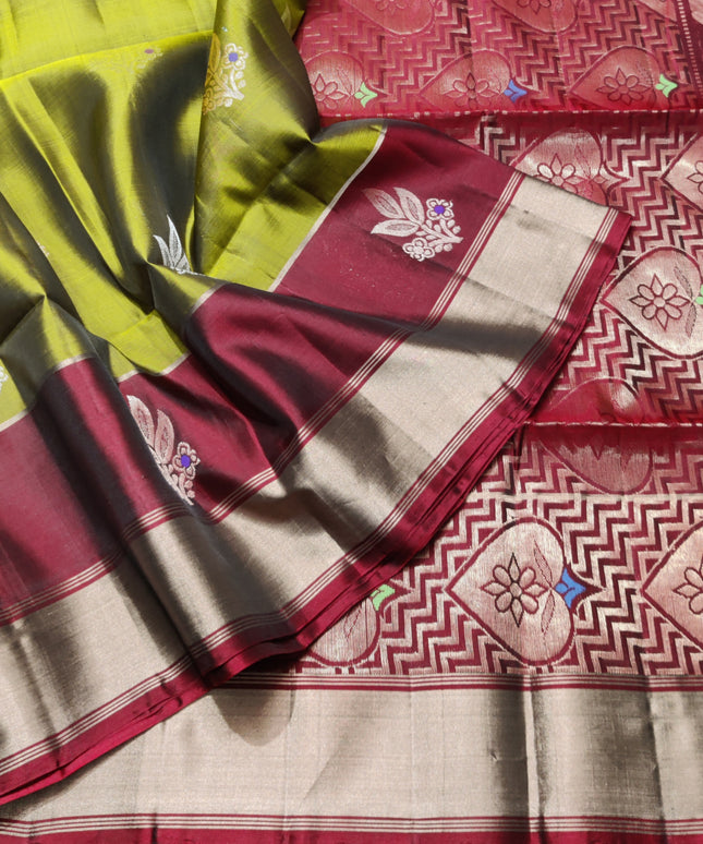 Lightweight pattu Scurt Border Saree - LWP88