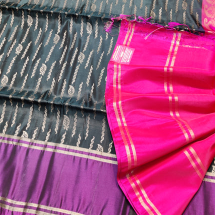 Uppada Lightweight Pattu - LWP1147