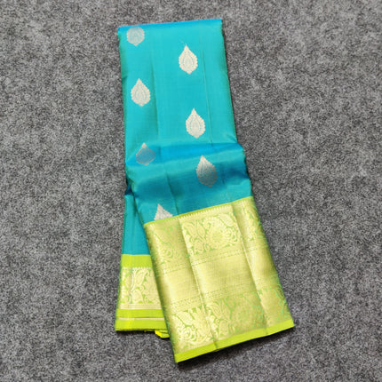 Kanchi Vintage Small border pattu - KMP166