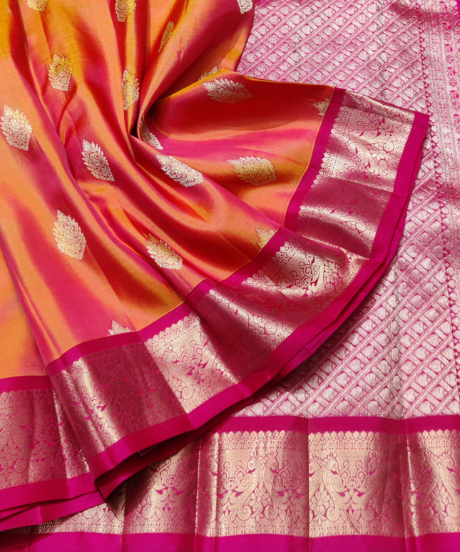 Kanchi pattu Small border saree - KMP95