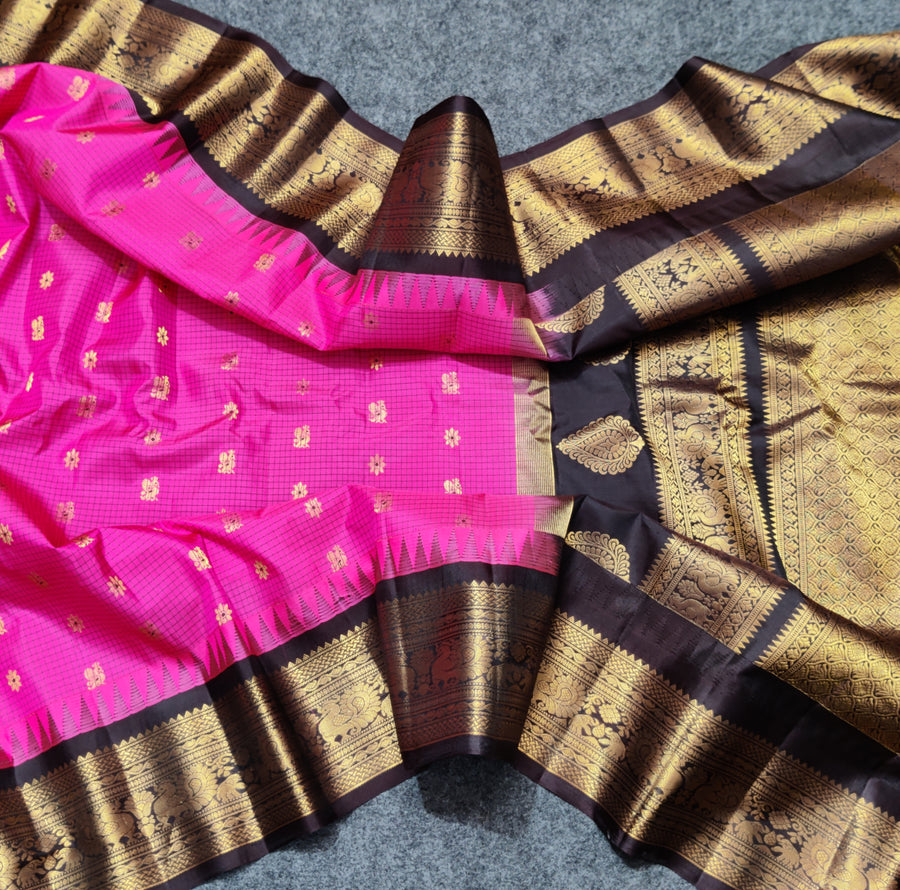 Gadwal check design pure silk- GPS25