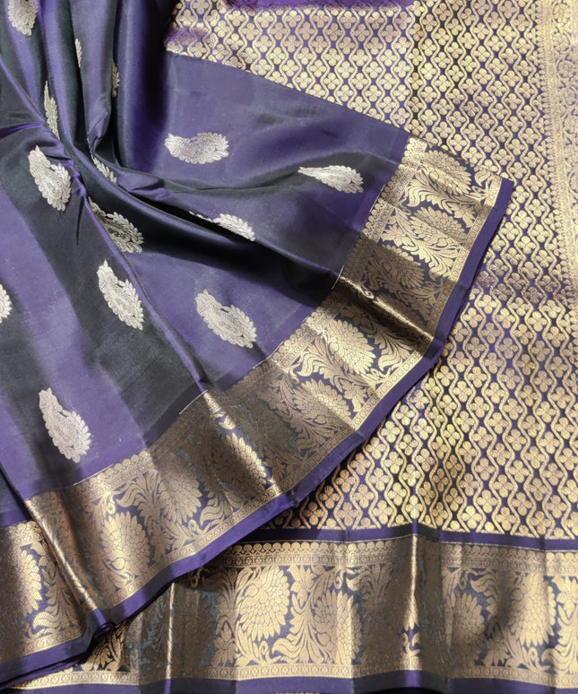 Kanchi pattu Small border saree - KMP96