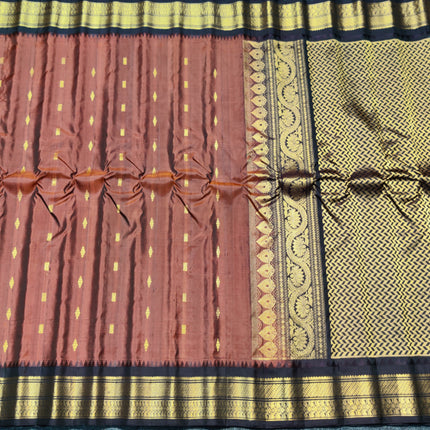 Gadwal small border Handloom saree - GPS88
