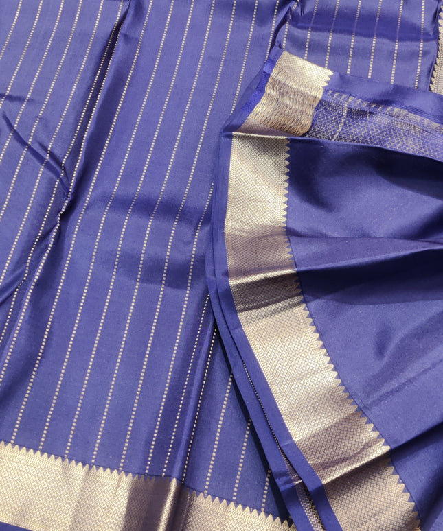 Kanchi pattu small border saree - KMP262