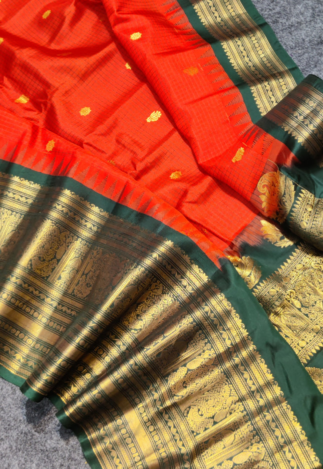Gadwal Pure silk check Saree - GPS201