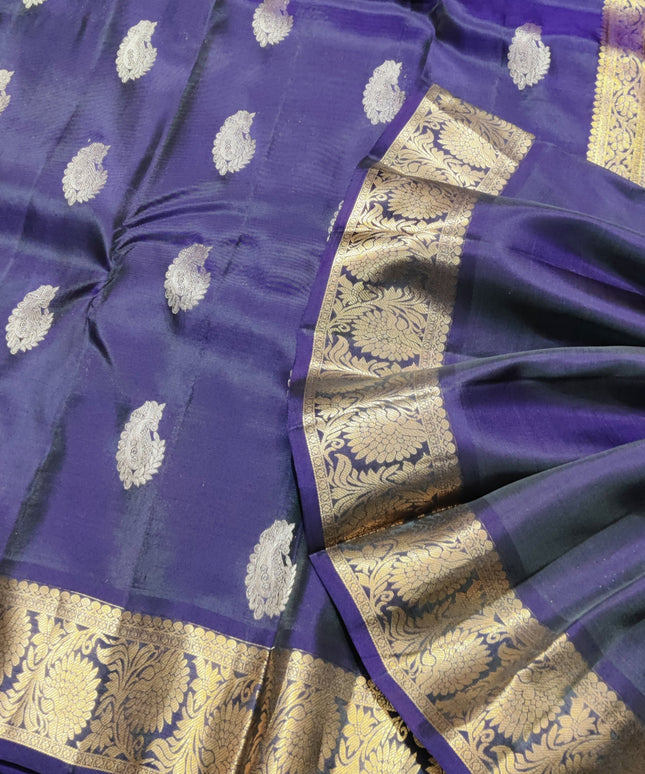 Kanchi pattu Small border saree - KMP96