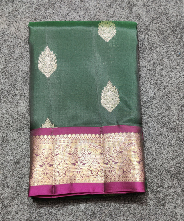 Kanchi pattu Small border saree - KMP93