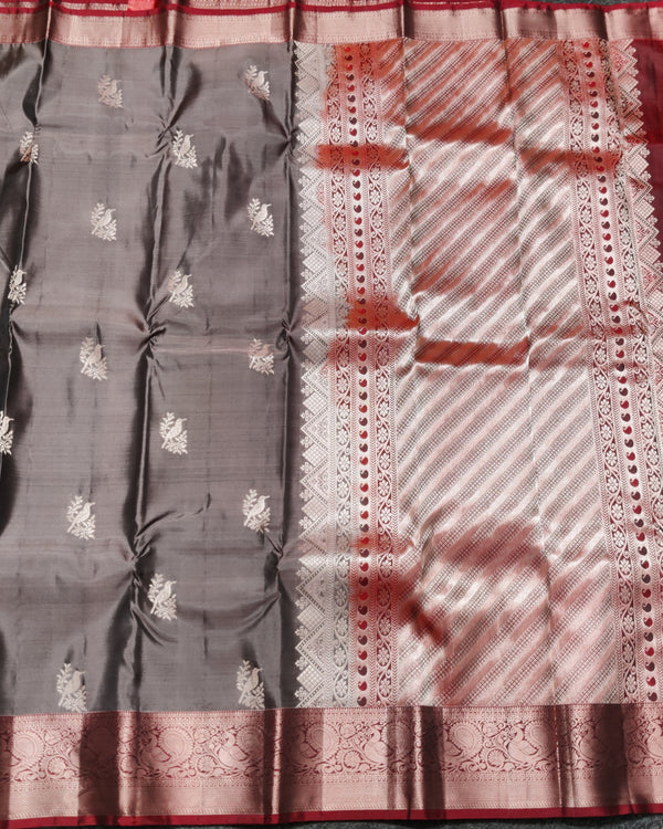 Kanchi Vintage Small border pattu - KMP85 alternate view