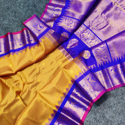 Gadwal Pure silk check Saree - GPS30