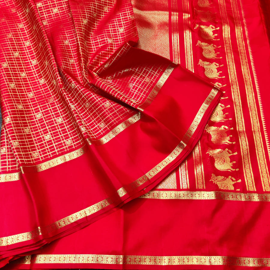 Kanchi Vintage Handloom Pattu Saree - KMP325