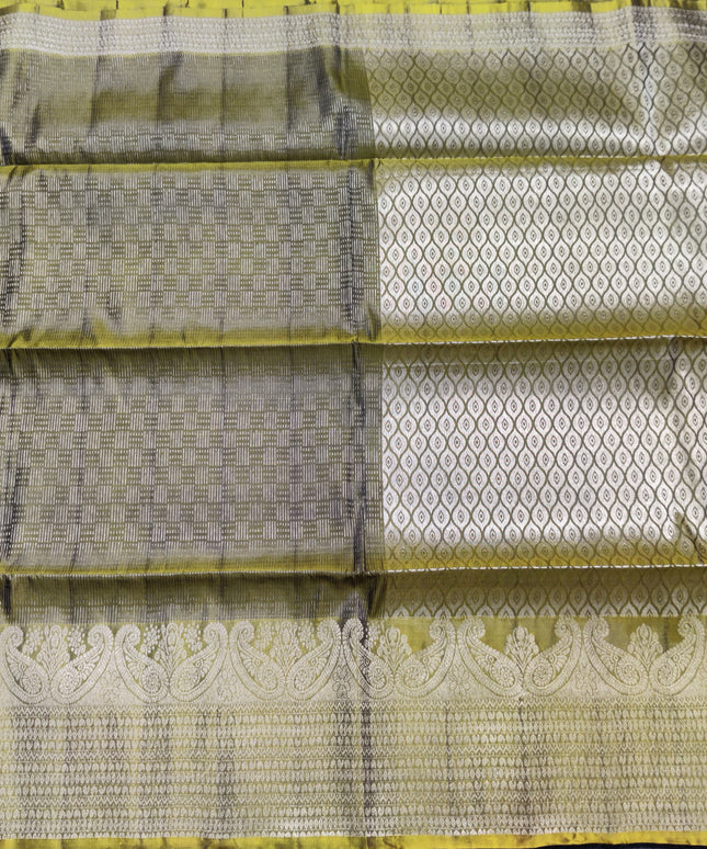 Lightweight Pattu - LWP592