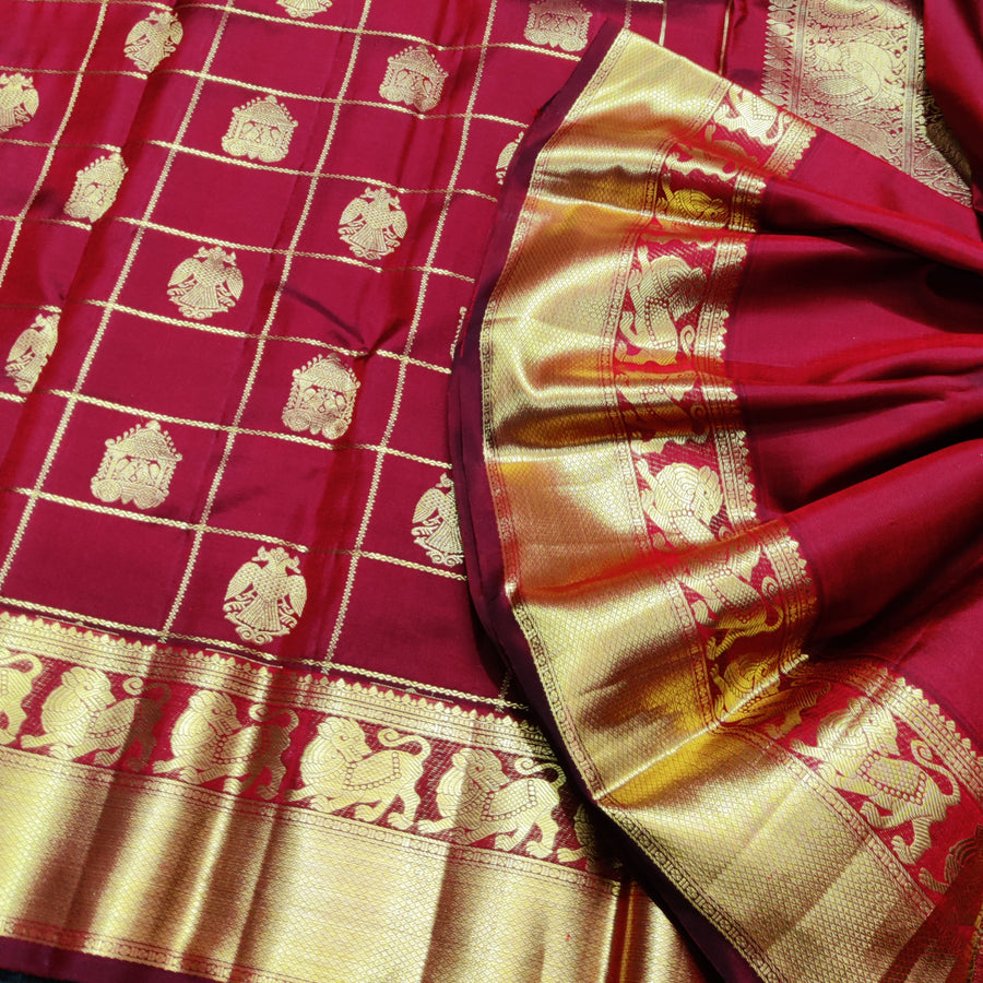 Kanchi Vintage Handloom Pattu Saree - KMP327
