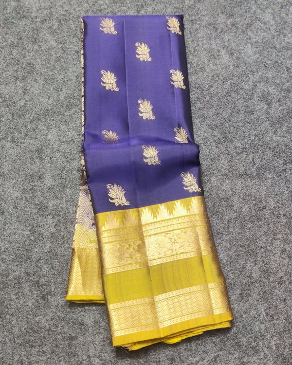 Kanchi Vintage Gap border pattu - KMP347