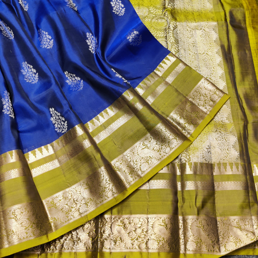 Kanchi Vintage pattu - KMP111