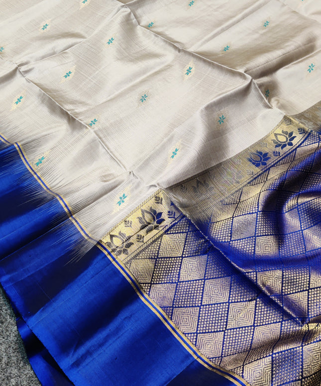 Soft Handloom Pure silk saree - SFT510