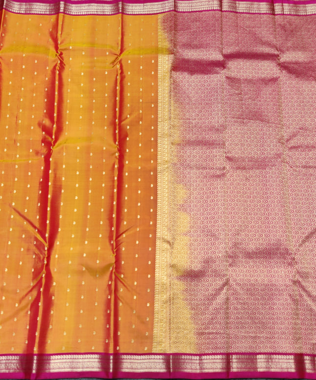 Kanchi pattu small border saree - KMP249