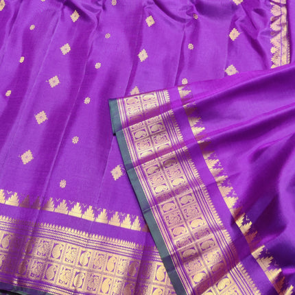 Gadwal handloom small border Pure silk saree - GPS218