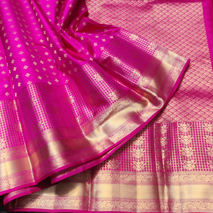 Kanchi pure vintage silk Saree - KMP3002