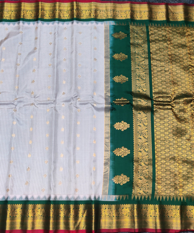 Gadwal Pure silk check Saree - GPS31
