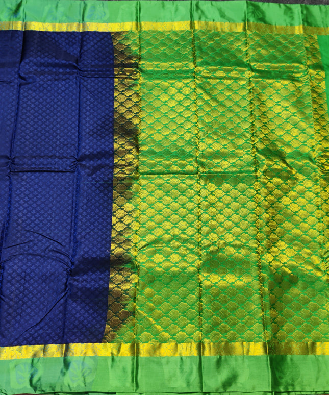 Lightweight pattu saree - HF164