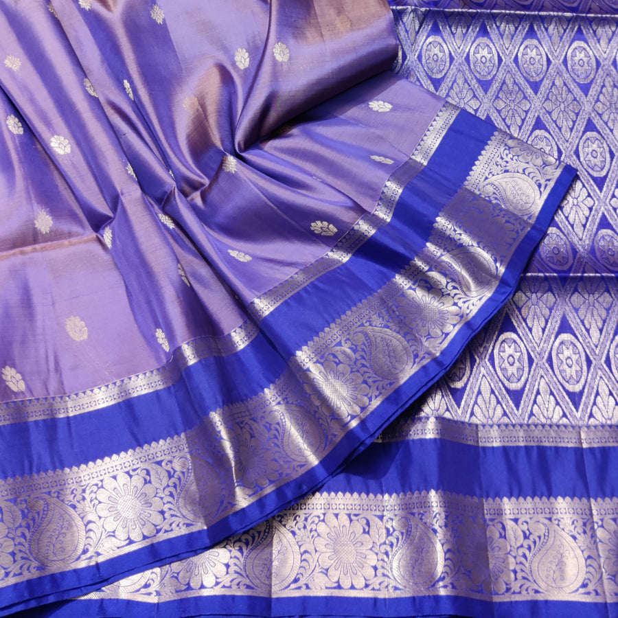 Vintage Lightweight Gap border pattu - LWP423
