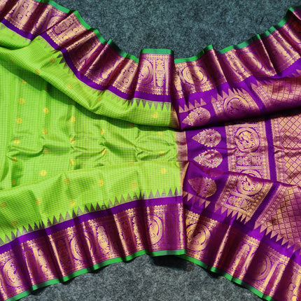 Gadwal Pure silk check Saree - GPS182