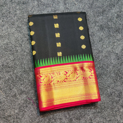 Kanchi Pure Handloom Pattu Saree - KMP160
