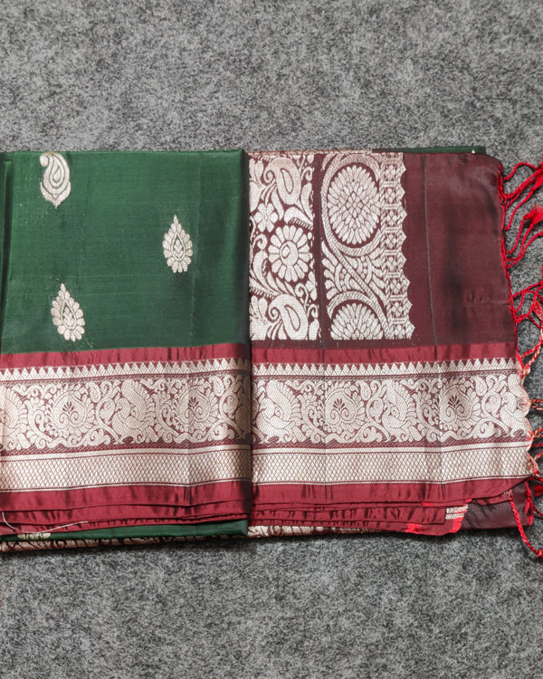 Kanchi pattu small border sarees - KMP153