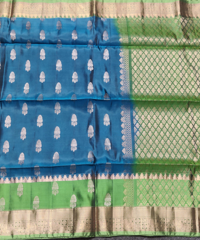 Lightweight pattu Scurt Border Saree - LWP91