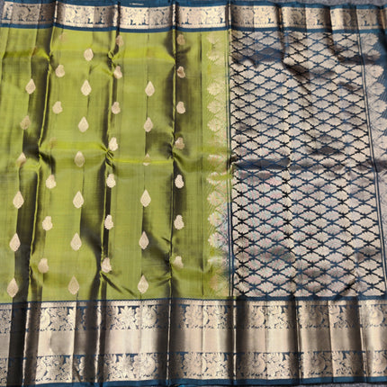 Kanchi Vintage Small border pattu - KMP167