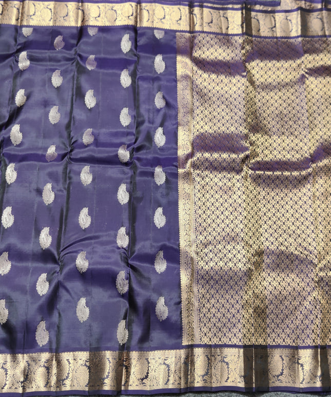 Kanchi pattu Small border saree - KMP96