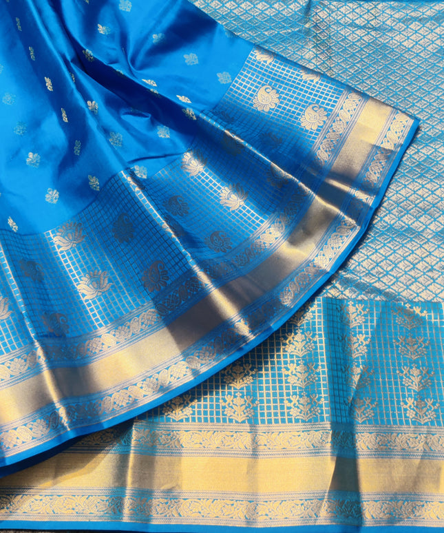 Kanchi pure vintage silk Saree - KMP3007