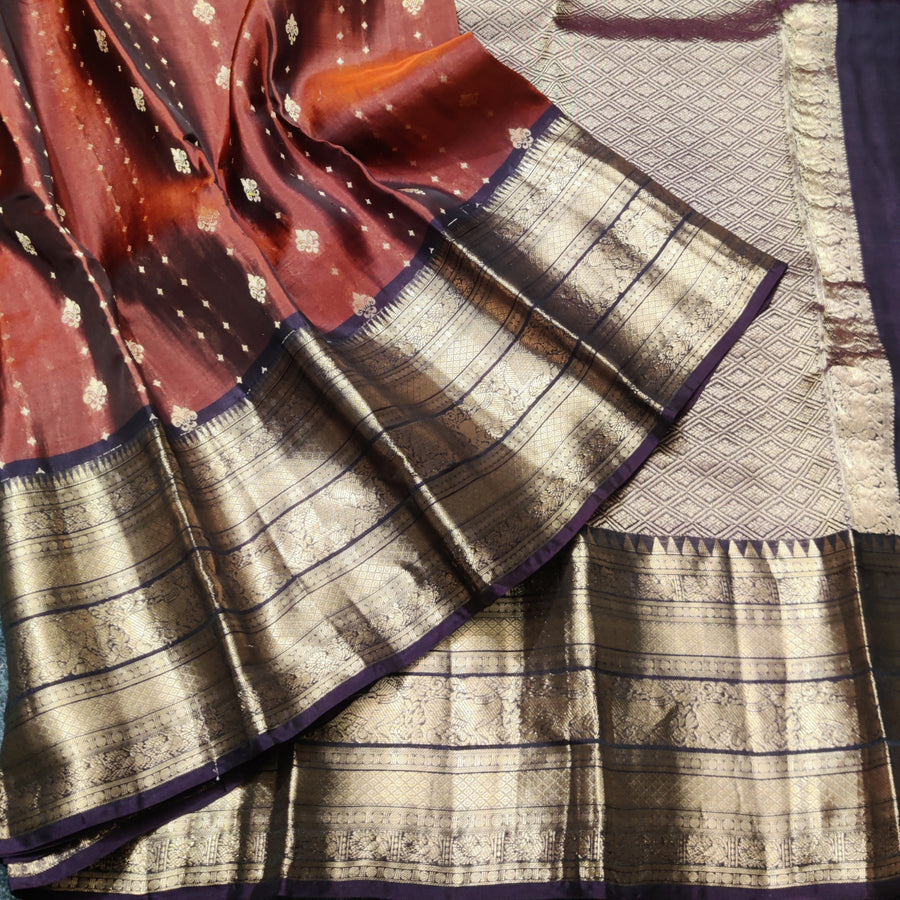 Kanchi Vintage border pattu - KMP72